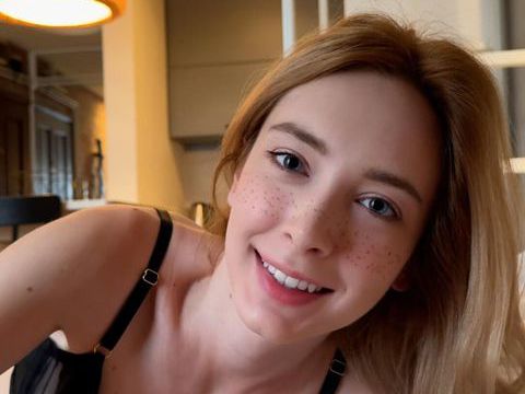 TubeBigCock presents: Morning sex with your sweet girlfriend